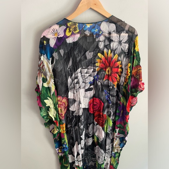 Agua Bendita hand headed cover up - Picture 8 of 16